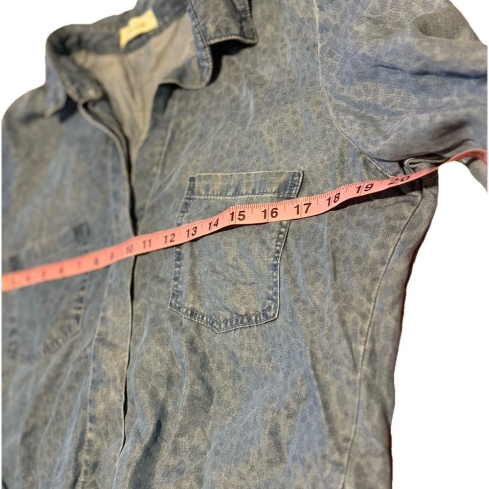 $128 Bella Dahl Women Blue Button-Down Long-Sleeve Denim Blouse Shirt Top Large - Picture 7 of 10